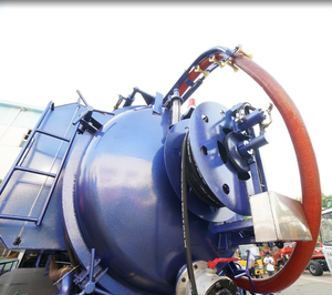 2025 nuevo camión chino de succión de aguas residuales Sinotruck HOWO: solución confiable de gestión de residuos - Product Image 4