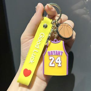 <span class=keywords><strong>NBA</strong></span> Basketball maillot <span class=keywords><strong>porte</strong></span>-clés Kobe 24 jersey James 23 jersey <span class=keywords><strong>porte</strong></span>-clés sac à dos PVC poupée pendentif voiture <span class=keywords><strong>porte</strong></span>-clés - Product Image 3