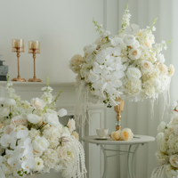 EG-N07 Boule florale blanche avec orchidée papillon, Phalaenopsis blanche et rose pour la décoration d'allées, de chemins et de tables