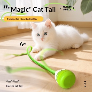 Jouet rotatif automatique pour chat avec longue queue, imitant une queue de rongeur, jouet intelligent pour le divertissement des chats qui jouent seuls - Product Image 2