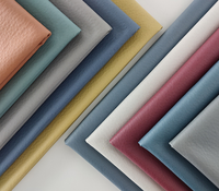 Housses de siège auto durables et décoratives en cuir PVC/PU certifié GRS, imperméables et respirantes, pour canapés et chaises.