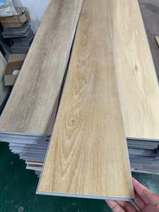 Le matériau SPC de sol à chevrons SPC 5mm bon marché est résistant à l'usure et à la compression pour les bureaux et autres lieux publics - Product Image 3