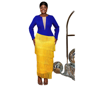 Nouvelle Robe de Bal Femme Grande Taille 2026 Tricotée Respirante à Manches Longues Col en V Profond Couleur Contrastante avec Pompons - Product Image 1