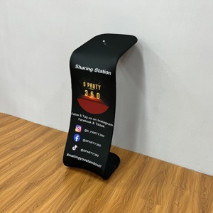 Stasiun Berbagi iPad dari Paduan Aluminium dengan Cetak Kustom untuk Bilik Foto - Product Image 3