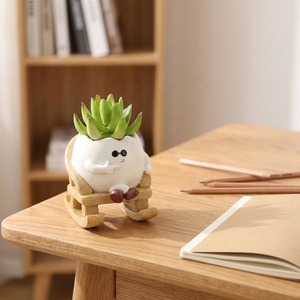 Lot de 4 pots de fleurs de 3 pouces en résine, motif personnage de dessin animé mignon, en forme de chaise longue/balançoire, <span class=keywords><strong>pour</strong></span> plantes succulentes, ornement de bureau, <span class=keywords><strong>pour</strong></span> la maison, le jardin, <span class=keywords><strong>cadeau</strong></span> - Product Image 5