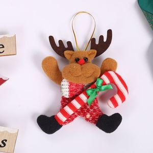Décoration de fenêtre ludique pour Noël : petit pendentif bonhomme de neige et renne pour personnes âgées - Product Image 4