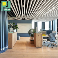 Plafond suspendu en aluminium de haute qualité, plafond linéaire à lattes métalliques, plafond à lamelles insonorisées, poutre en aluminium pour bureau