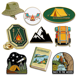 Distintivi in Metallo Personalizzati per Campeggio e Alpinismo, Regali Promozionali in Stile Outdoor - Product Image 1