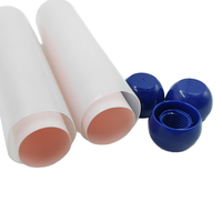 Tube cosmétique 50 mm, tube double couche 2 en 1, double compartiment, tube intérieur translucide givré rose, capuchon en forme de perle bleu marine, logo personnalisé