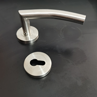 Poignées de porte silencieuses en acier inoxydable modernes en gros pour portes en bois |   Quincaillerie pour chambre et salle de bain à usage résidentiel