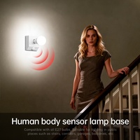 Soporte de Lámpara de Pared con Sensor de Movimiento PIR Infrarrojo Automático para el Cuerpo Humano con Base E27 de Plástico