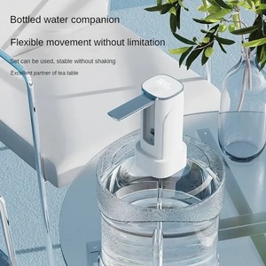 Pompe à eau électrique portable 3-10 gallons, distributeur d'eau automatique avec grand écran LED, pompe à eau rechargeable par USB - Product Image 2