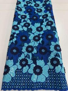 Tissu de dentelle de luxe brodé de sequins floraux 3D, nouvelle dentelle française nigériane en maille 2026 pour mariages, Aso Ebi et fêtes Owambe - Product Image 1