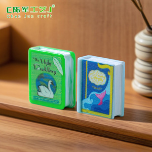 Artesanías de Resina, Micropaisaje Creativo, Serie de Libros de Cuentos de Hadas Nostálgicos, Casa de Muñecas, Decoraciones para Estanterías, Accesorios Colgantes - Product Image 4