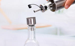 Bouteille distributrice d'<span class=keywords><strong>huile</strong></span> d'<span class=keywords><strong>olive</strong></span> en verre transparent, cruche à <span class=keywords><strong>huile</strong></span> et vinaigre avec becs verseurs et entonnoir - <span class=keywords><strong>Carafe</strong></span> à <span class=keywords><strong>huile</strong></span> d'<span class=keywords><strong>olive</strong></span> pour - Product Image 3