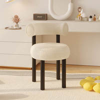 Silla de Comedor Nórdica Moderna de Terciopelo con Respaldo Curvo y Patas de Metal Negro para Restaurante o Comedor