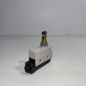 Interruptores de Límite D4MC-5020 SPDT ROLLER, Botones Pulsadores y Interruptores Electromecánicos para Automatización Industrial - Product Image 4