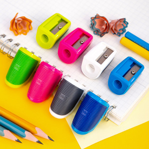 Deli Pencil Sharpener 0520 36 Pieces Candy Color Portable Student Use - Product Image 5