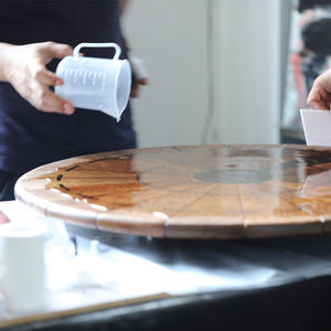 Revêtement de table en époxy résistant aux rayures, vente en gros d'usine, résine époxy transparente pour surfaces en bois - Product Image 1