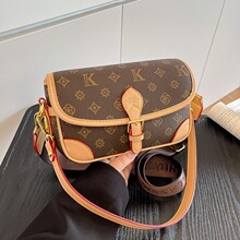 <span class=keywords><strong>Sac</strong></span> à bandoulière tendance en cuir PU imprimé pour femme avec deux sangles latérales – Grande vente - Product Image 3