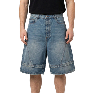 TOPSHOW Pantalones Cortos Vaqueros Acampanados de Diseño con Lavado Ácido, Corte y Confección Personalizados, Estilo Urbano, Jeans Holgados de Verano para Hombre - Product Image 1