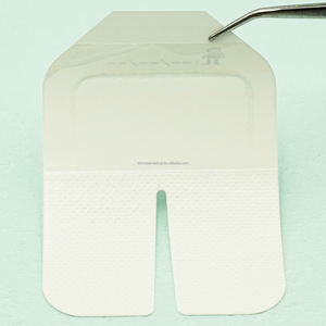 Apósito de fijación de cánula IV transparente médica desechable 7cm x 8,5 cm con CE ISO13485 - Product Image 1