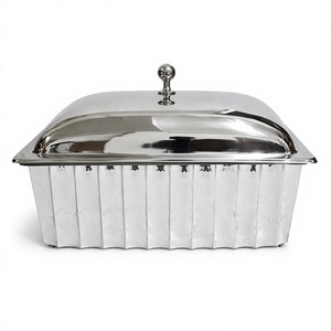 Plat à réchaud innovant en acier inoxydable avec des fonctionnalités conviviales pour les cuisines commerciales modernes et les stations de buffet - Product Image 1
