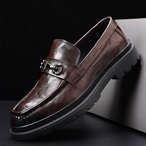 Zapatos Formales de Negocios de Lujo Hechos a Mano en Cuero Suave y Cómodo de Estilo Italiano, Zapatos de Boda de Alta Calidad, Tendencia de Moda, Flexibles - Product Image 5