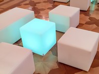 Cubo Luminoso a LED RGB da 4, 7, 16, 20 Pollici in Plastica per Casa, Bar, Esterni, Hotel, Soggiorno, Camera da Letto