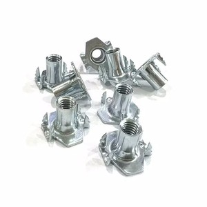 Nhà sản xuất cung cấp tùy chỉnh cường độ cao thép không gỉ bốn Claw Nut Chất lượng cao Metric TEE NUT - Product Image 2