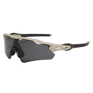 <span class=keywords><strong>Gafas</strong></span> <span class=keywords><strong>de</strong></span> <span class=keywords><strong>Sol</strong></span> Deportivas <span class=keywords><strong>para</strong></span> Ciclismo y Senderismo, Resistentes al Viento, Protección UV400 TR90, <span class=keywords><strong>para</strong></span> Hombre y Mujer - Product Image 3