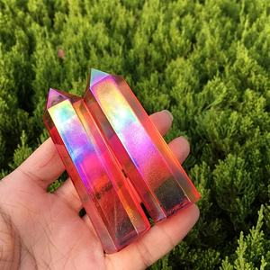 Vente en gros de sculptures en pierre de cristal de guérison, artisanat, aura rouge, pointe de cristal de quartz clair, tour pour la décoration de la maison, fête des mères, Noël - Product Image 2