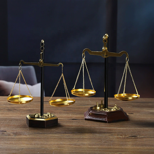 Nuovo salotto <span class=keywords><strong>classico</strong></span> decorazione in metallo <span class=keywords><strong>antico</strong></span> ottone bilancia bilancia per la casa Vintage in metallo bilancia decorazione - Product Image 2