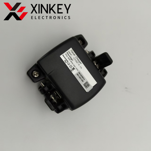 M01-3021-000 <b>Travel</b> <b>Charger</b> for sensor - Product Image 1