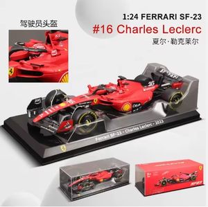 Modèle de voiture miniature de haute qualité 1:24 2023 SF1 16 Charles Leclerc <span class=keywords><strong>55</strong></span> Carlos Sainz, modèle de voiture en alliage de simulation avec casque - Product Image 2