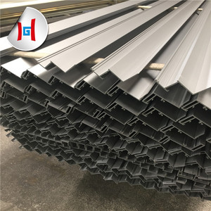 GB <span class=keywords><strong>EN</strong></span> ASTM JIS Palplanche de tôle d'<span class=keywords><strong>acier</strong></span> laminée à chaud <span class=keywords><strong>en</strong></span> forme de <span class=keywords><strong>U</strong></span> Prix compétitif sur les <span class=keywords><strong>profil</strong></span>és <span class=keywords><strong>en</strong></span> <span class=keywords><strong>acier</strong></span> - Product Image 1