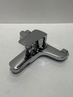 Robinet de salle de bain monocommande eau chaude/froide au design populaire et prix compétitif, accessoires de robinetterie de bain et de douche, finition chromée