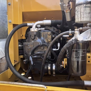 Excavadora de cadenas Komatsu Pc110 usada, con certificación CE, en oferta, con capacidad de cazo de 0.48m, para paisajismo y agricultura. - Product Image 5