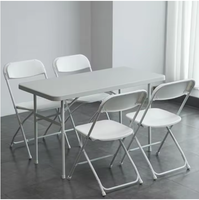 Chaise pliante blanche au design moderne, mobilier d'extérieur portable de haute qualité pour les événements de mariage, les jardins, les parcs