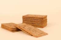 Biscuits sans gluten haute énergie Gaufrettes croustillantes Lait Sel Soda Saveurs Texture dure Croustillant Goût sucré Sachets certifiés Halal
