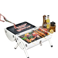 Barbecue portable en métal au charbon de bois avec structure en acier, poids 4,5 kg, design pliable pour utilisation en extérieur