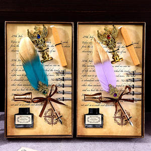 Exclusiva Pluma Estilográfica Retro Personalizable con Degradado Platino, Ideal para Regalos para Niños y Niñas - Product Image 2