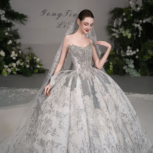 GT174 Vestido de Novia Moderno y Lujoso, Color Caramelo, con Cristales Brillantes, Cola de Capilla, Largo hasta el Suelo, Vestidos de Novia - Product Image 6