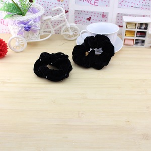 Chouchou en velours noir avec strass, élastique à cheveux très extensible, accessoire pour chignon, usage quotidien, coiffe tendance - Product Image 1