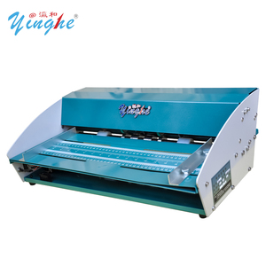 Cortadora y Plegadora Eléctrica de Escritorio Yinghe para Cartulina, PVC y Papel Especializado con Guía de Escala Láser - Product Image 2