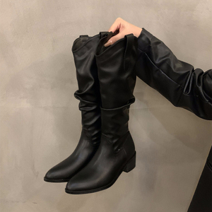 Botas de montar de tacón grueso plisadas hasta la rodilla para mujer, estilo occidental, ajuste ceñido, diseño que favorece la pierna, Colección Otoño/Invierno 2026 - Product Image 3