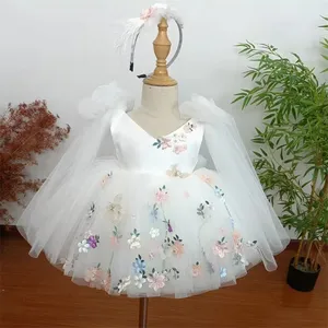 2024 dernières fleurs filles robes de mariée princesse papillon gaze robe gonflée filles élégante robe de soirée blanche