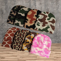 Gorro de esquí de invierno cálido de alta calidad con parche y logotipo personalizados, unisex, de camuflaje, acrílico, liso, tejido, OEM, jacquard, al por mayor, gorro tipo calavera