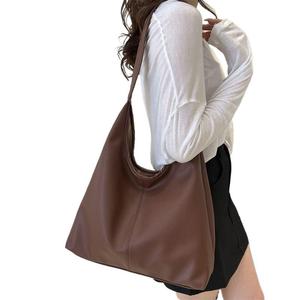 Sac fourre-tout haut de gamme pour femme, couleur unie, texturé, sac à bandoulière, nouveau style 2025, tenues de tous les jours, printemps 2024 - Product Image 5