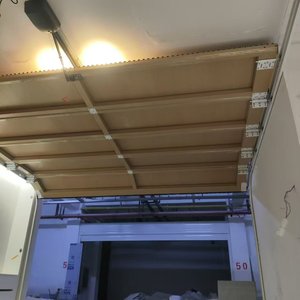 Volet <span class=keywords><strong>roulant</strong></span> moderne pour villa, dernier design, sectionnel électrique, volet <span class=keywords><strong>de</strong></span> sécurité en aluminium <span class=keywords><strong>de</strong></span> haute qualité, porte <span class=keywords><strong>de</strong></span> <span class=keywords><strong>garage</strong></span> - Product Image 3